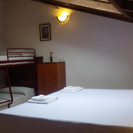Casa De La Montana Albergue Turistico Avín Δωμάτιο φωτογραφία