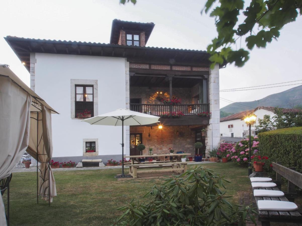 Casa De La Montana Albergue Turistico Avín Εξωτερικό φωτογραφία